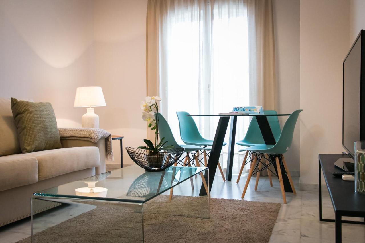 Holidays2Malaga Penia French Balcony & Smart Tv Málaga Eksteriør billede